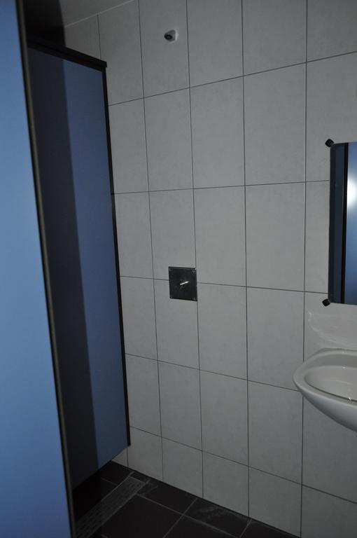 הוסטל Kinrooi Sailcenter Limburg מראה חיצוני תמונה